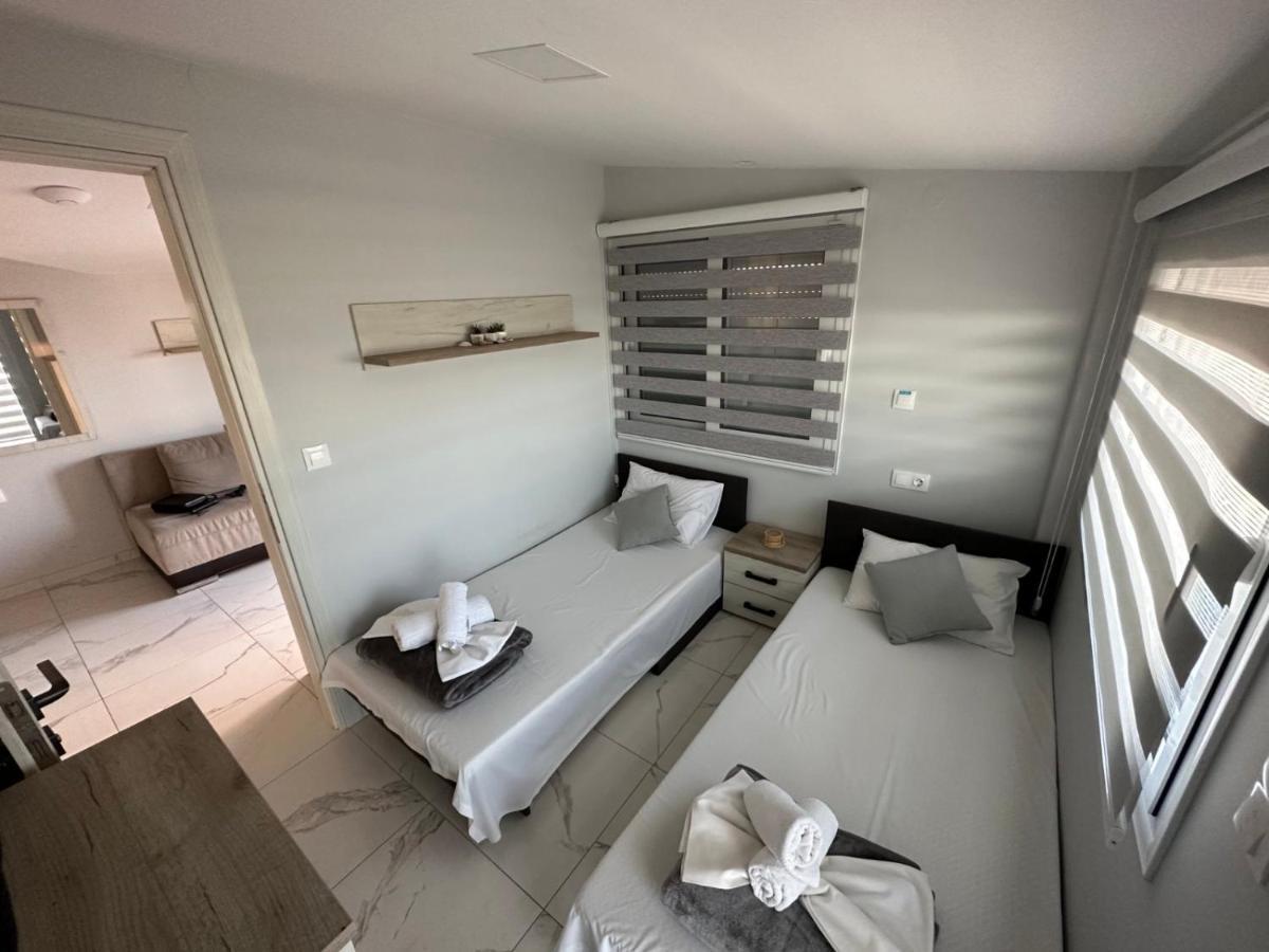 Apartments Nera Paralia-Apartment With Sea View Exteriör bild