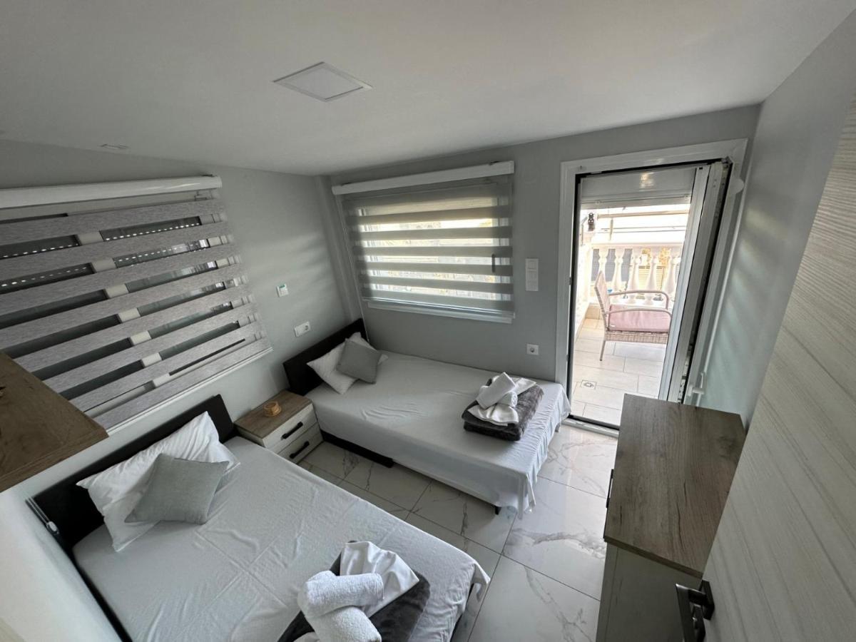 Apartments Nera Paralia-Apartment With Sea View Exteriör bild